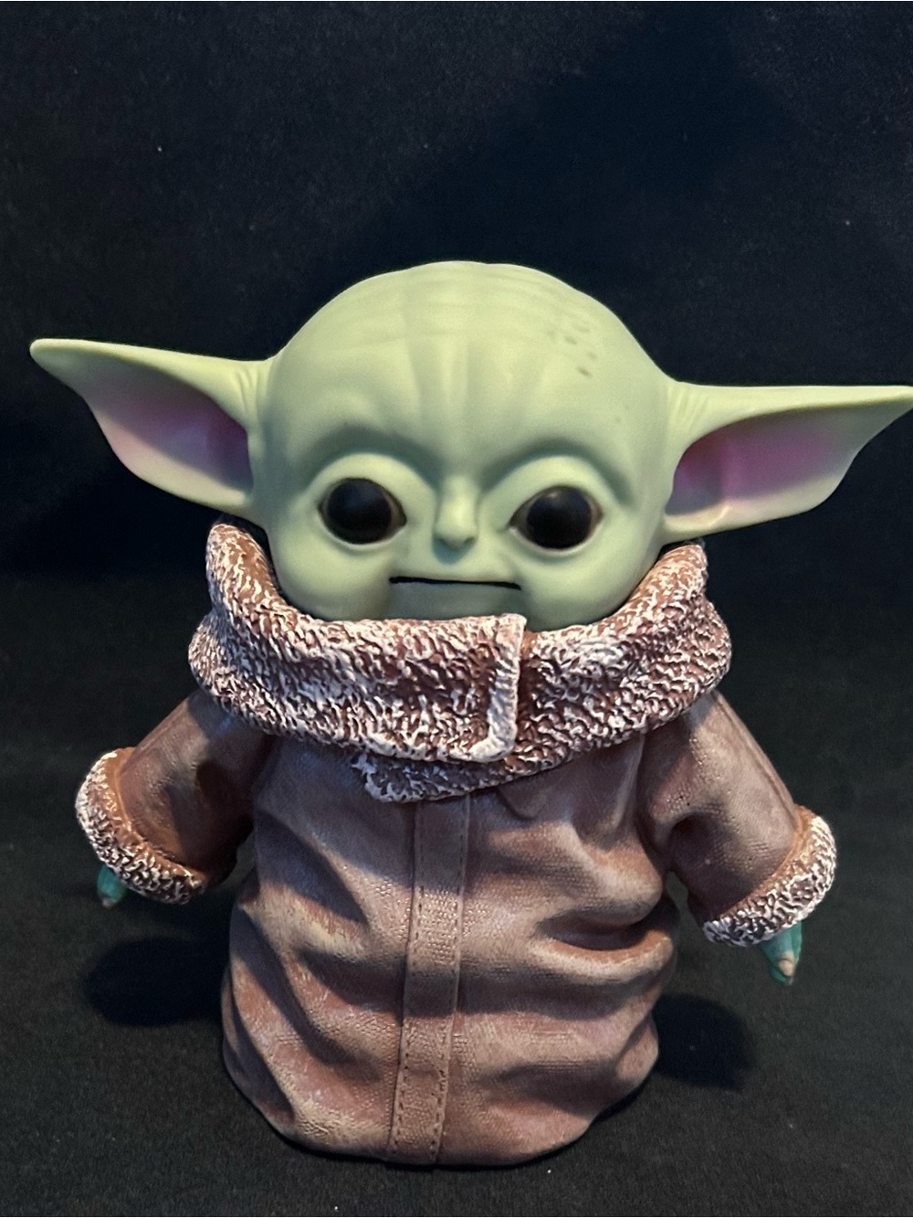 Star Wars Baby Yoda 6” plastic collectible - Collectible Kids Toy